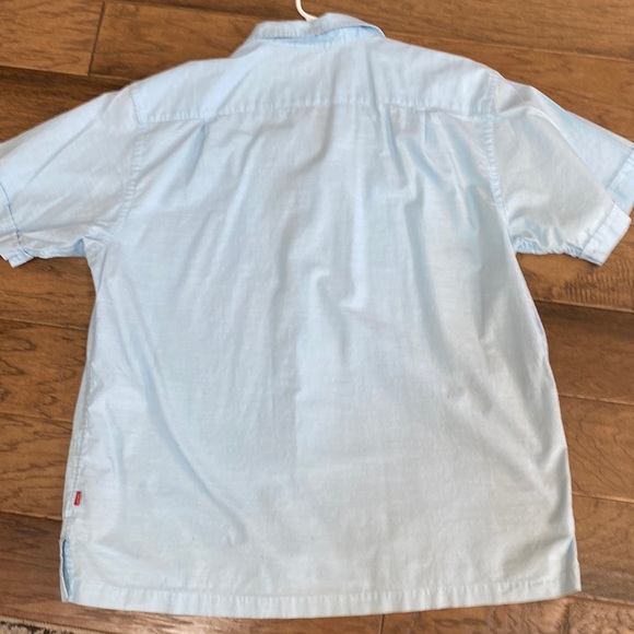 Izod Lightweight cotton button down shirt - Picture 2 of 12